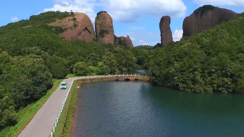 无山不龟,无石不龟,大自然有多么神奇?来看航拍龟峰
